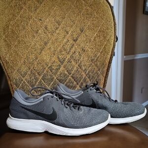 Nike Revolution 4 Gray White Lace Up Sneakers Running Shoes